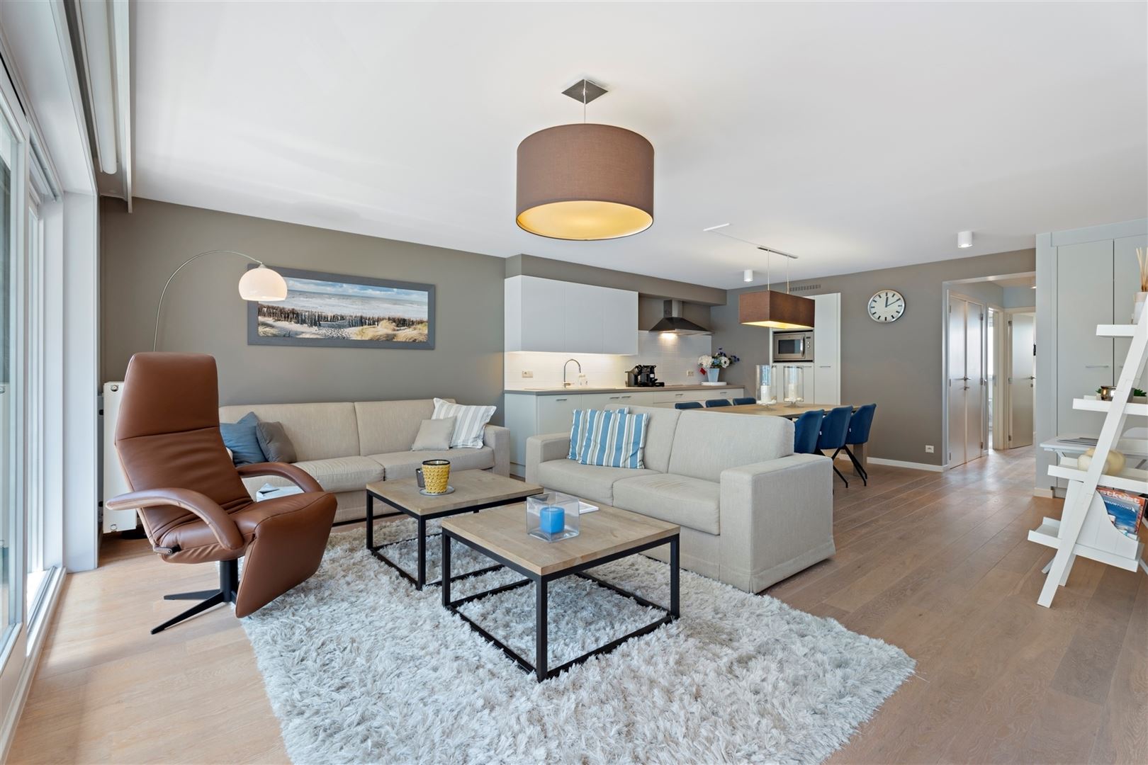 Prachtig afgewerkt appartement met 2 slaapkamers in topstaat - foto 2