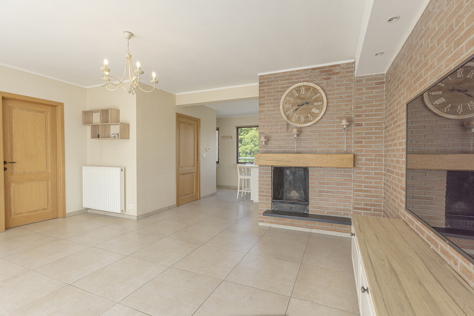 Apartment for sale in Molenbeek-Saint-Jean with 1 bedroom - photo 2