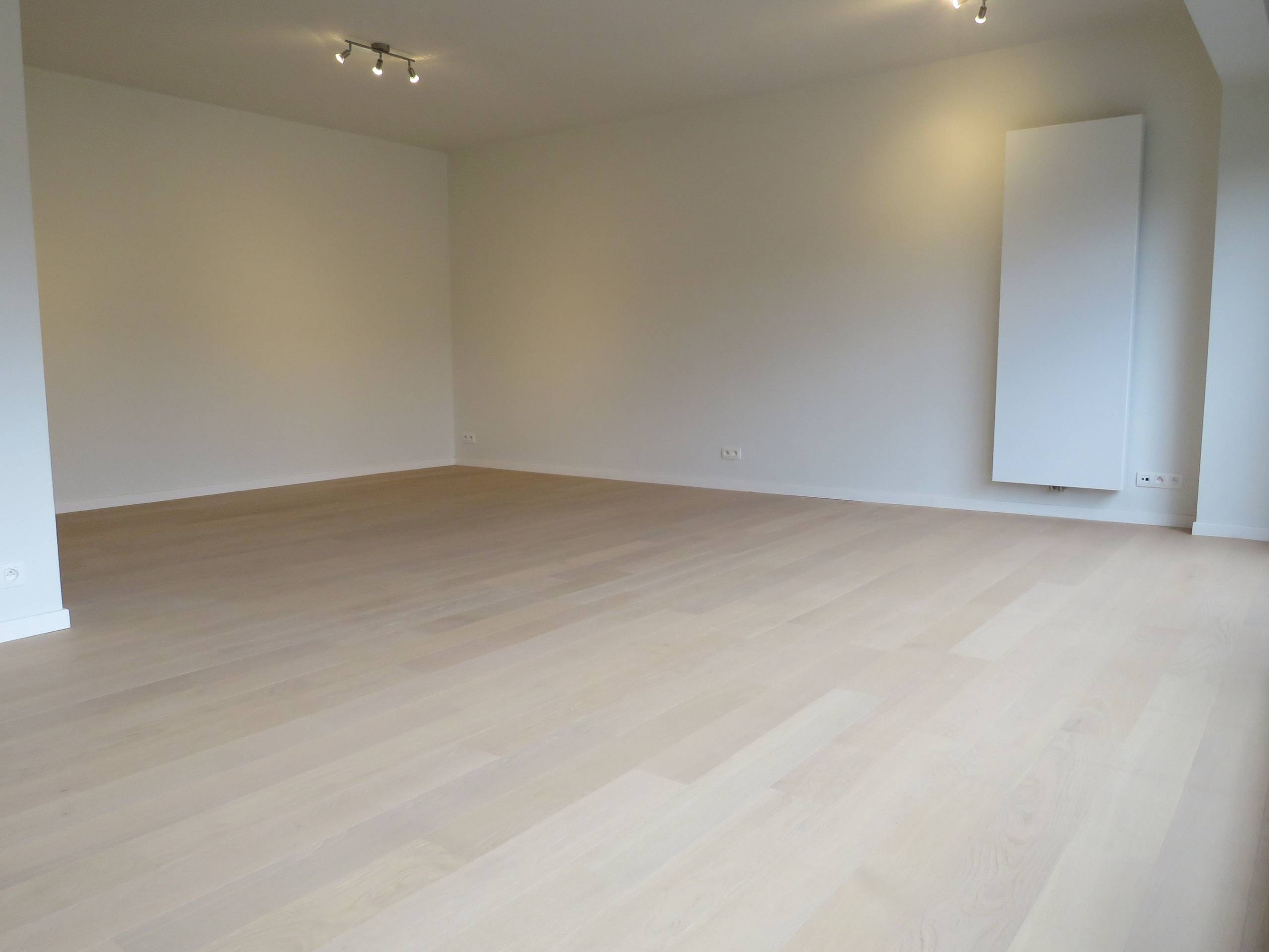 Appartement à louer à Bruges avec 3 chambres - photo 4