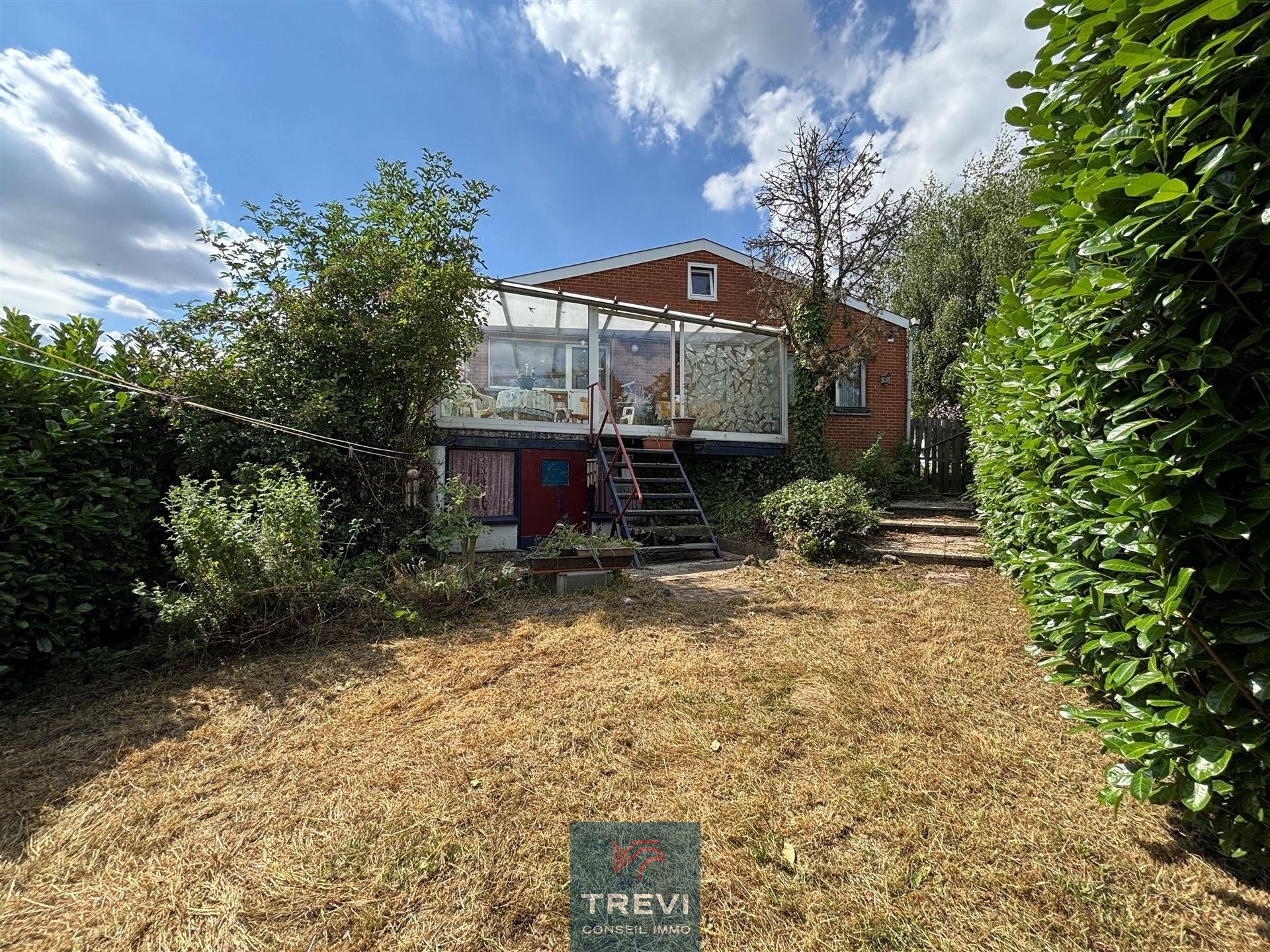 SOUS OPTION Jolie villa offrant un grand jardin et un garage  - photo 4