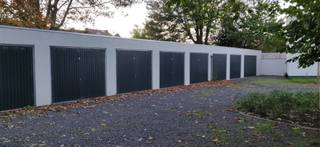 Wervik - Garage te huur Adres: Duivenstraat 29 garage nummer 6Oppervlakte: 15m²Onmiddellijk beschikbaar!Prijs: 75 euro + BTW...