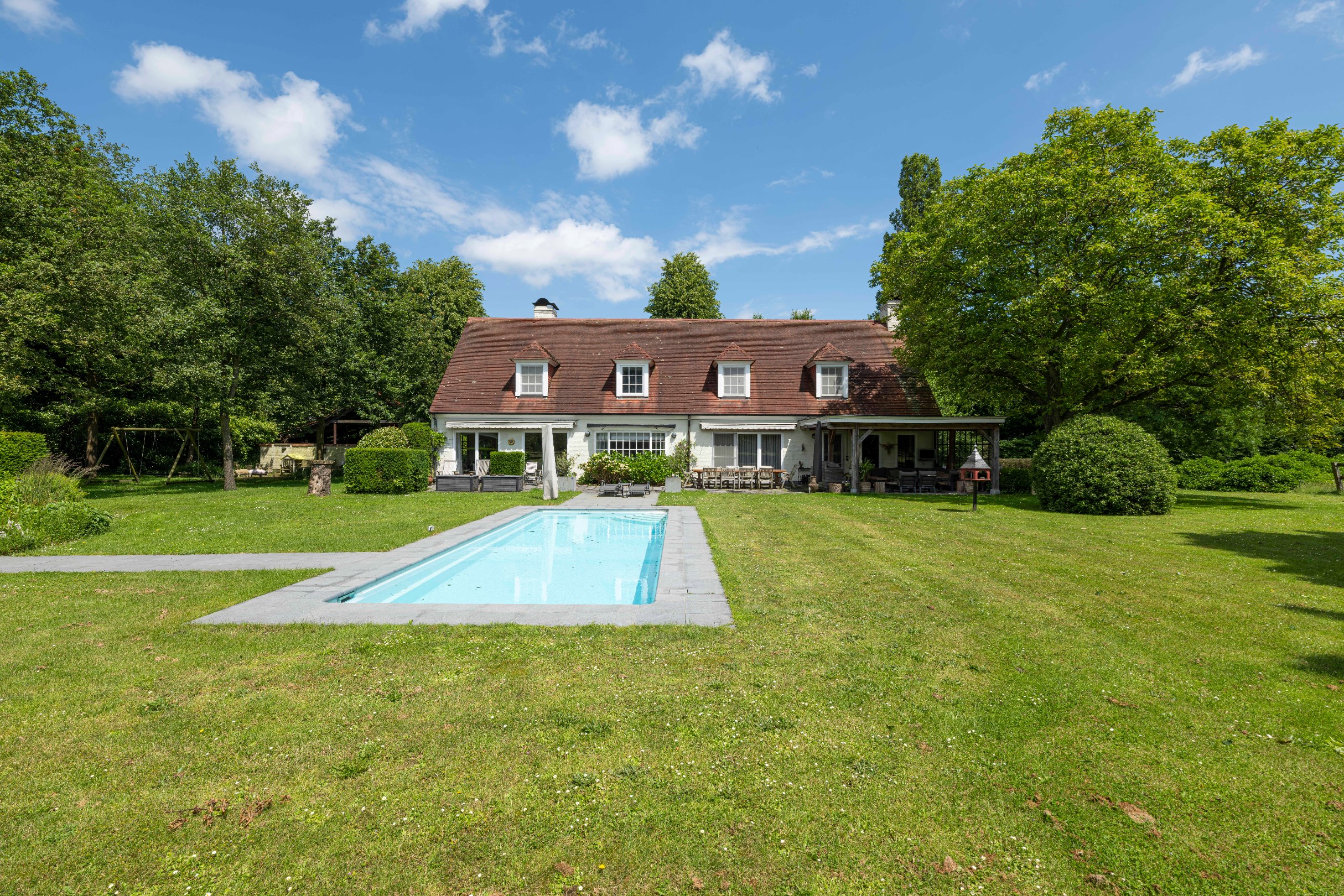 Schitterende herenhoeve op landgoed van ca. 6,1 ha te Oud-Turnhout - foto 2
