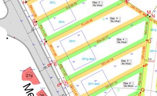 Bouwgrond te koop met een totale oppervlakte van 524m² voor halfopen bebouwing, vrij van aannemer en zonder enige bouwverplichting.<br />Stedenbouwkundige voorschriften beschikbaar op aanvraag. Goedgekeurde bouwaanvraag is reeds beschikbaar.<br /><br />Voor inlichtingen, contacteer Quirijn op het nummer 0476 66 61 39 of via quirijn.pannecoucke@durabrik.be <br /> 