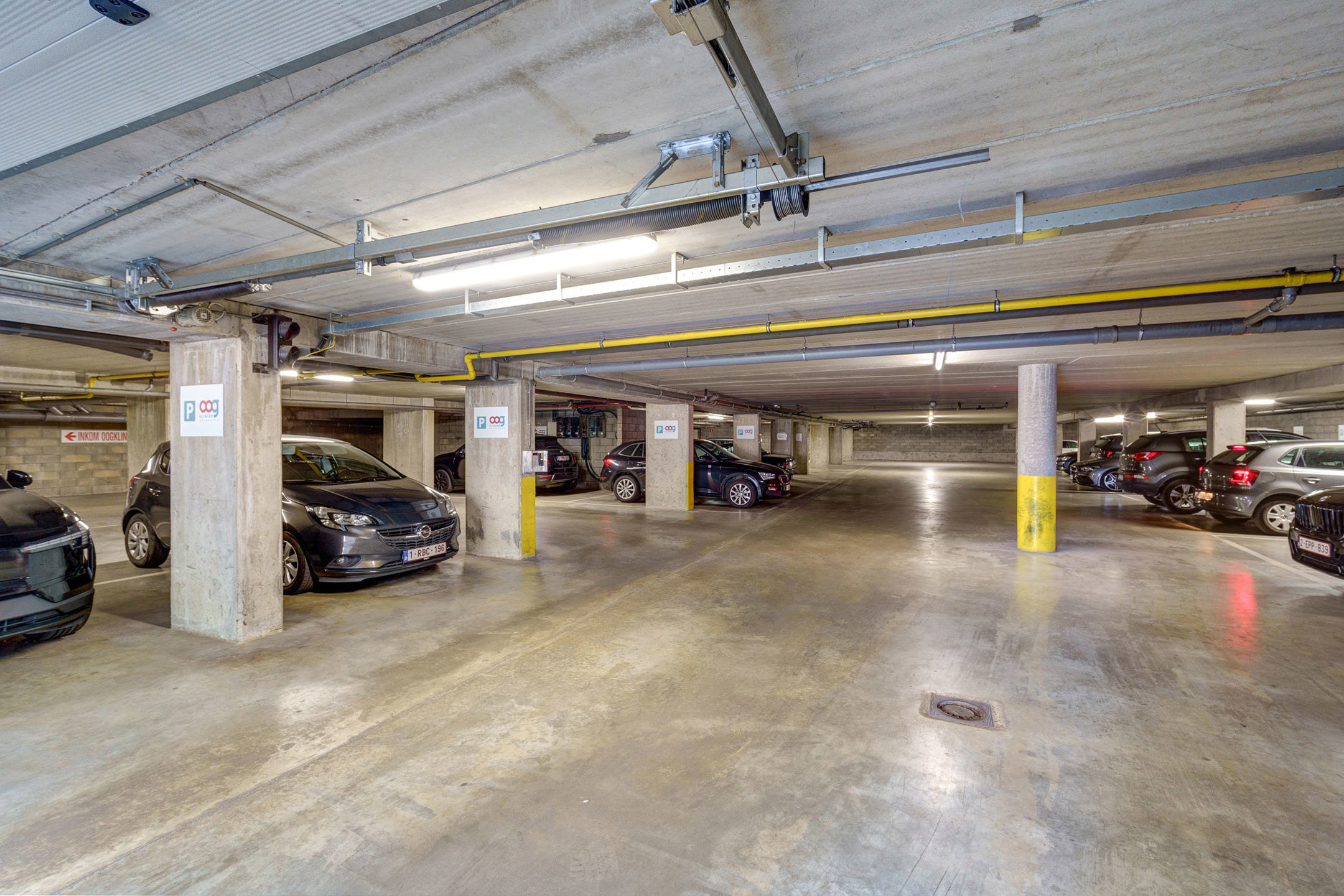 Garage à vendre à Berchem - photo 1