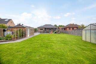 Are you looking for a quietly located home with a beautiful, open view of meadows? This charming and detached house for sale in Geel offers you...