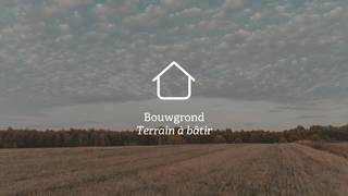 Ce terrain idéalement situé est situé rue d'Aulnoit à Ellezelles.Le terrain est de 4 067 m² et offre une vue magnifique sur les paysages...