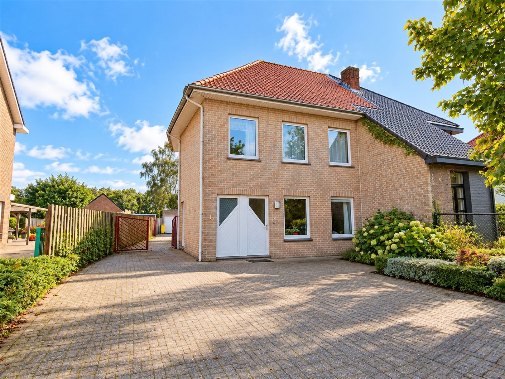 Duplexappartement met 3 slaapkamers - foto 1