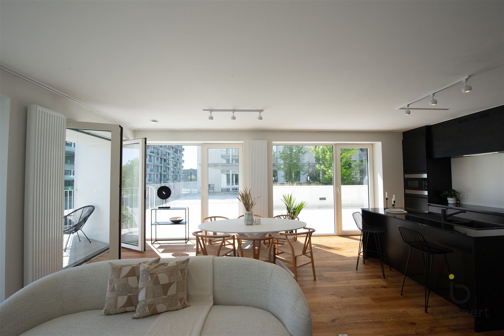 Luxe 3 slpk appartement met een gigantisch terras met zicht op het Kempisch dok. - foto 3