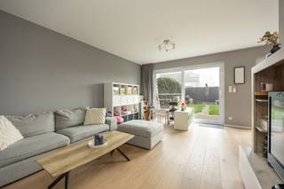 Instapklare woning met 3 slaapkamers (meer slpks mogelijk). Epc-score: 100 kWh/m² (label A)Ligging: autoluw woonerf nabij het centrum van...