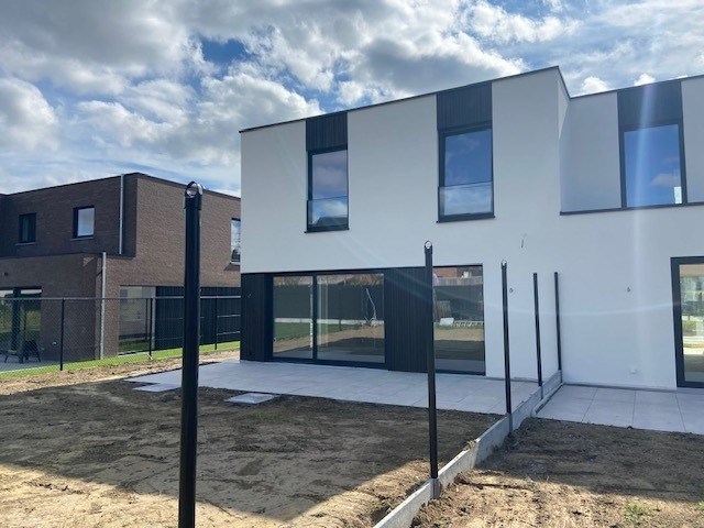 Maison à louer à Roulers avec 3 chambres - photo 5