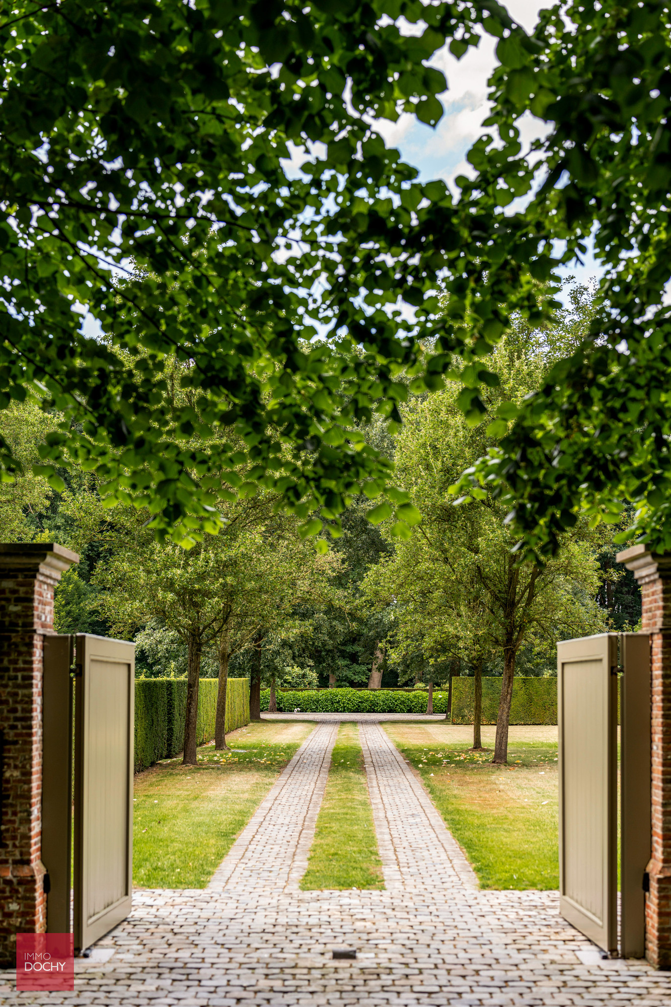 Unieke eigendom in alle rust en privacy op ca. 5,4ha - foto 2