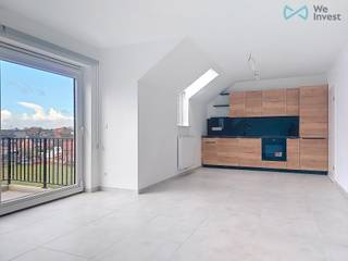 Proche des commodités et axes routiers, dans un nouveau clos résidentiel au calme, magnifique penthouse disponible immédiatement.Il est composé d'un...