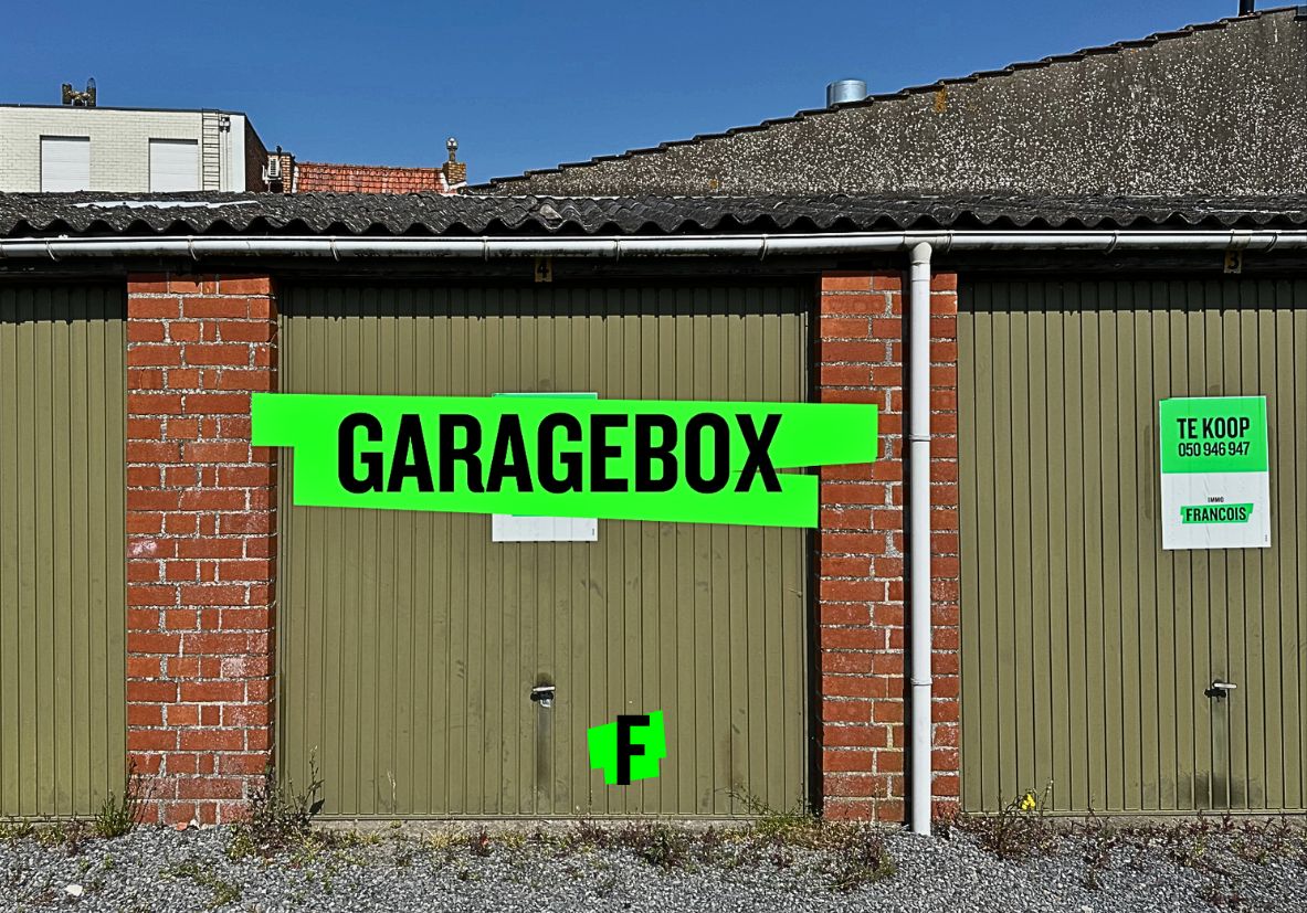 Garage met vooraanliggende staanplaats nabij het centrum in Blankenberge - foto 1