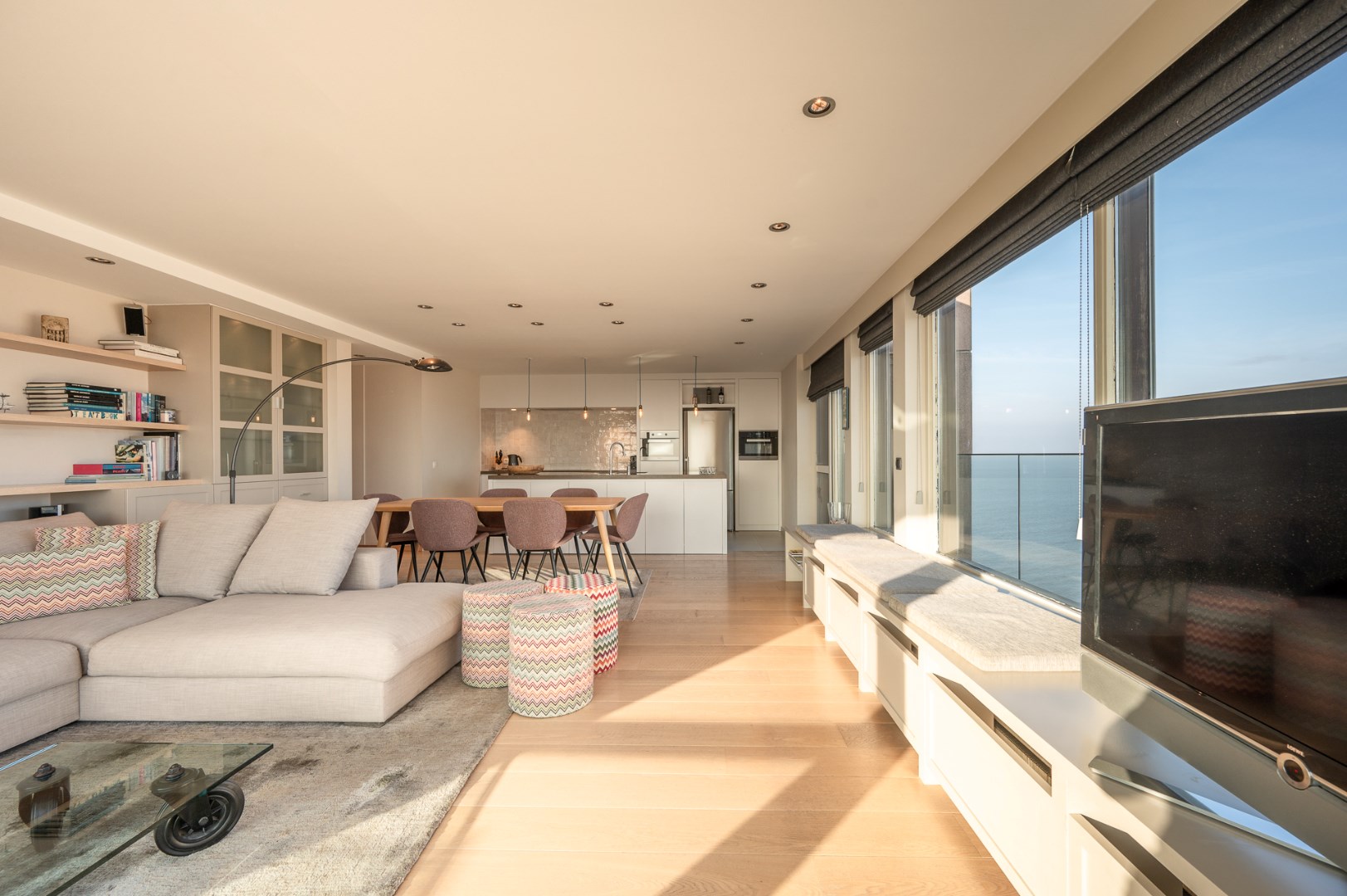 Uitzonderlijke penthouse gelegen op de Zeedijk aan het Van Bunnenplein met panoramische zichten - foto 5