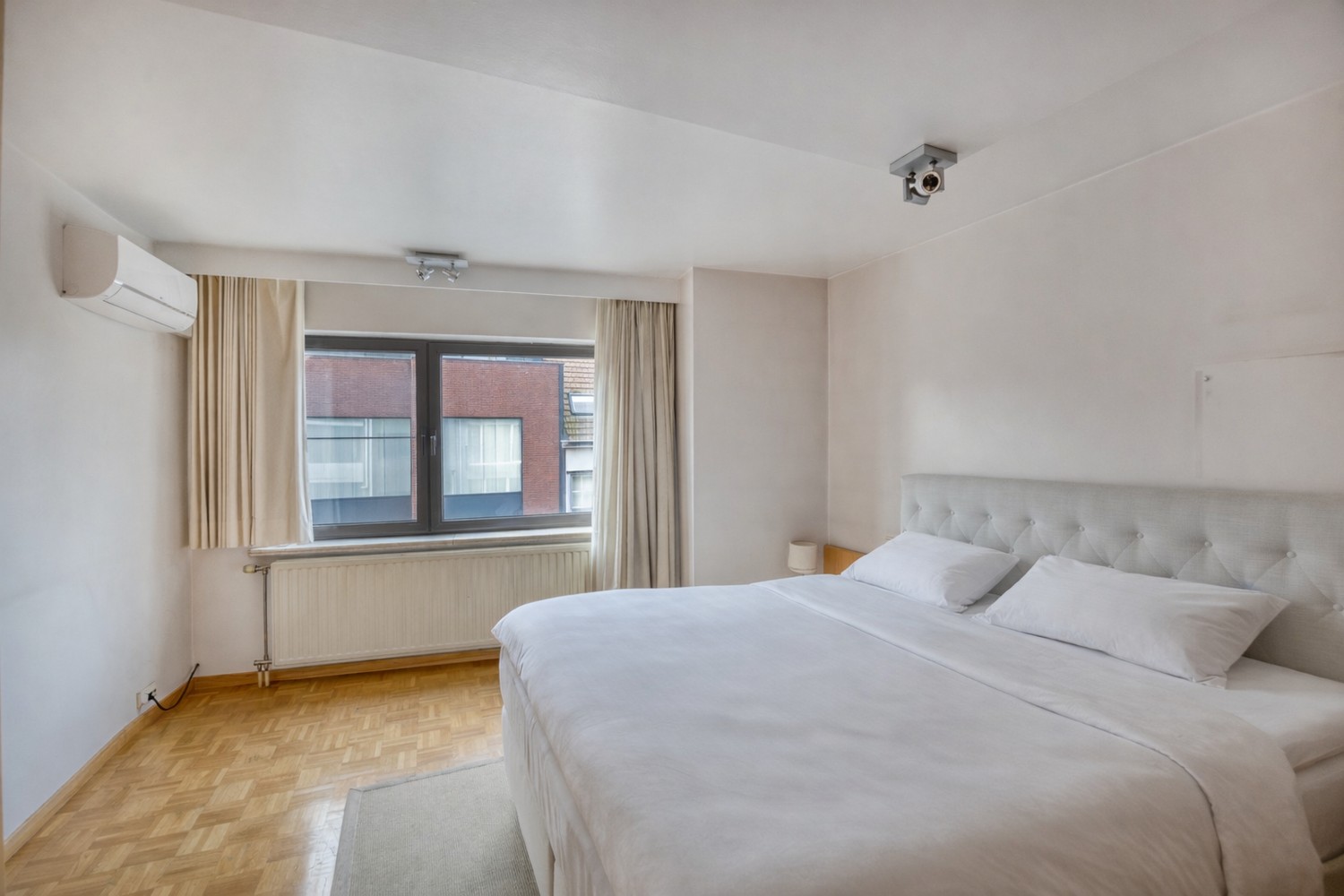 Te koop in Sint-Truiden: veelzijdig hoekpand (300 m² met lift) voor vrij beroep, praktijk en bewoning - foto 5