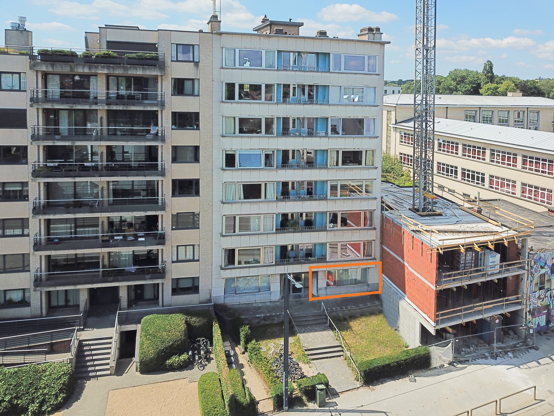 Appartement met terras gelegen tussen de Sterre en Sint-Pietersstation - foto 1