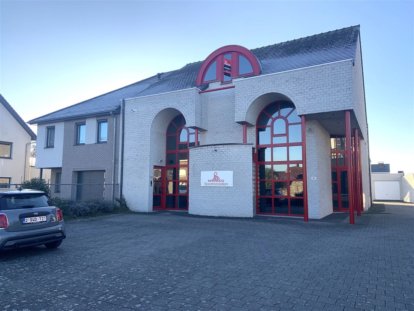 Gelijkvloerse handels/kantoorruimte,veel parkeergelegenheid. - foto 1