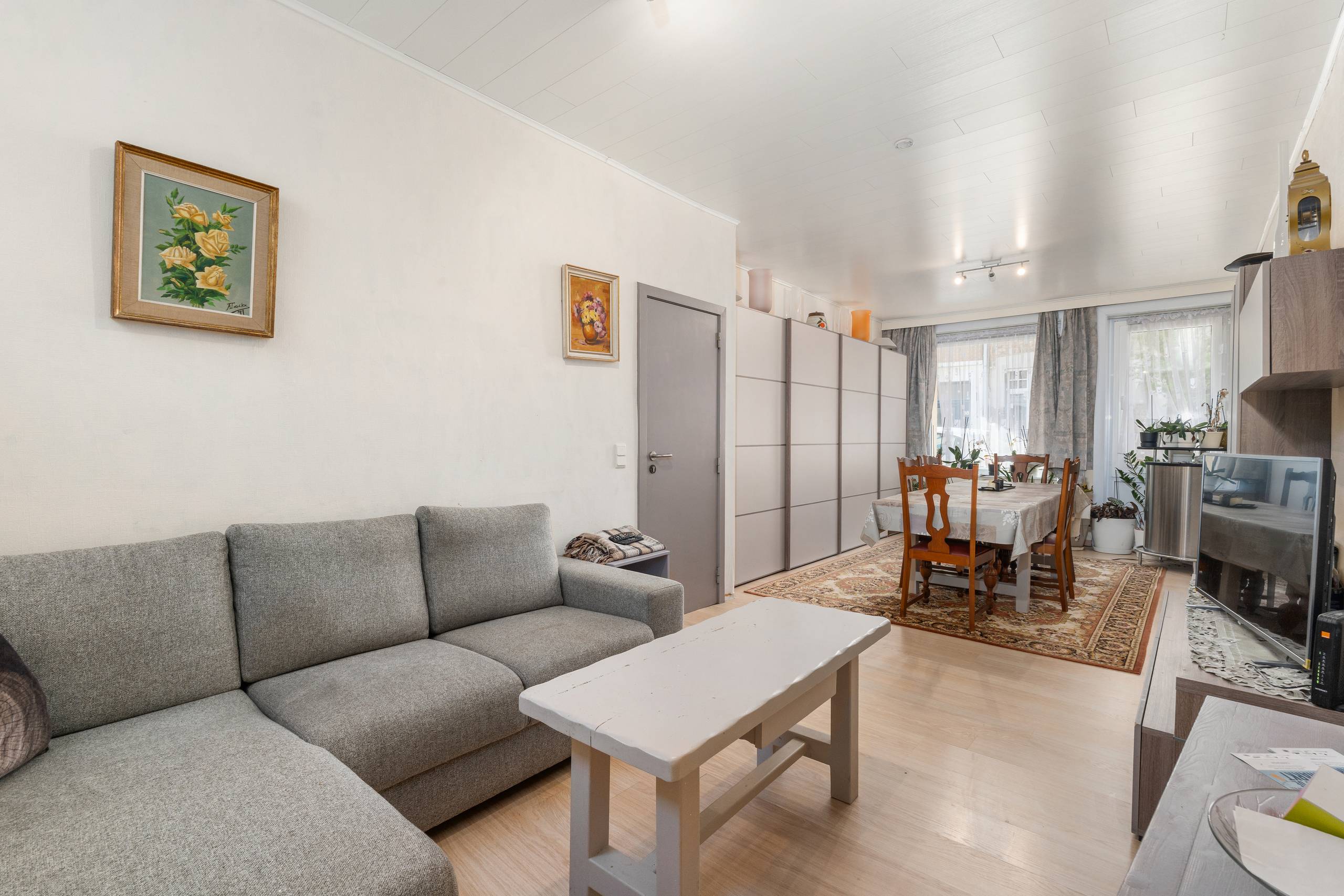 2-slaapkamer gelijkvloers appartement te koop in De Panne! - foto 2