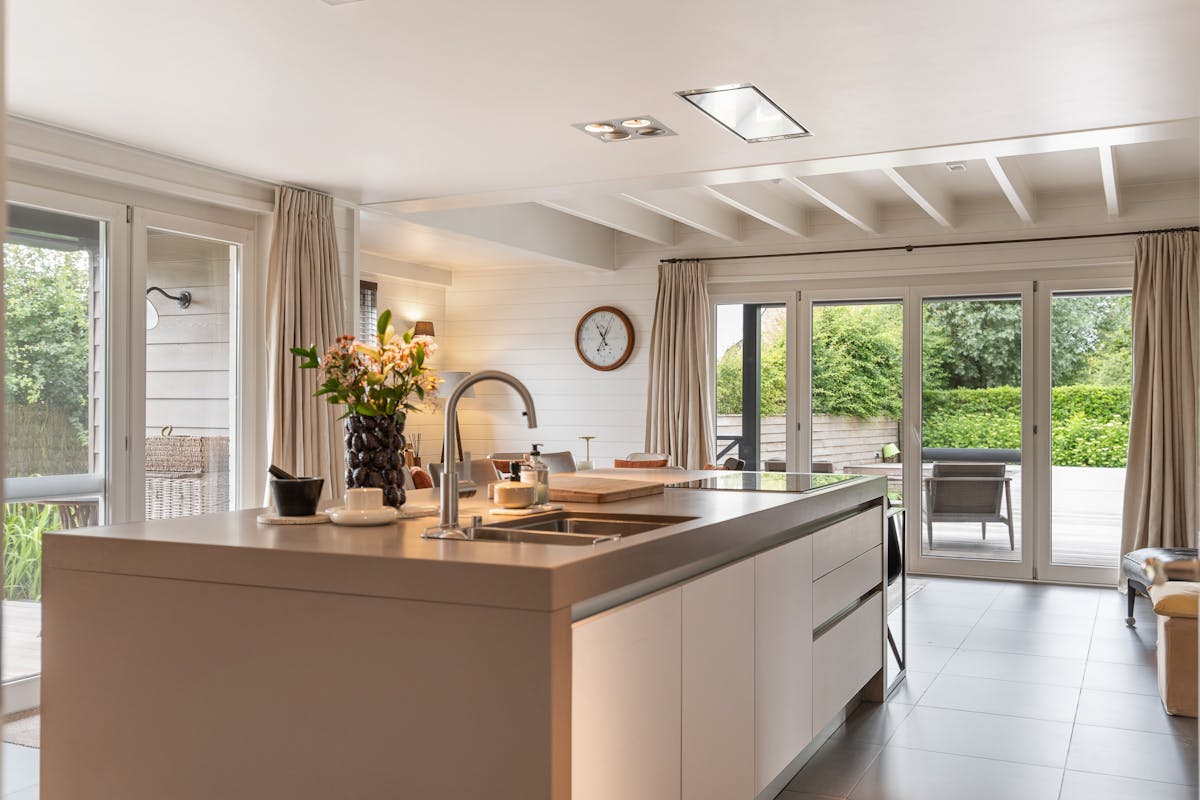 Magnificent Mi Casa home in a quiet location in Kruishoutem - photo 5