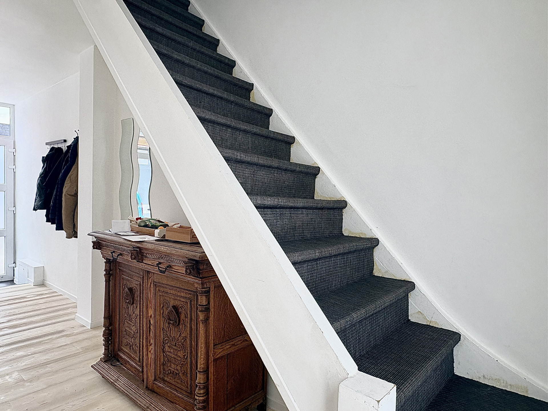 Charmante woning met 3 slaapkamers en zonnige koer! - foto 5
