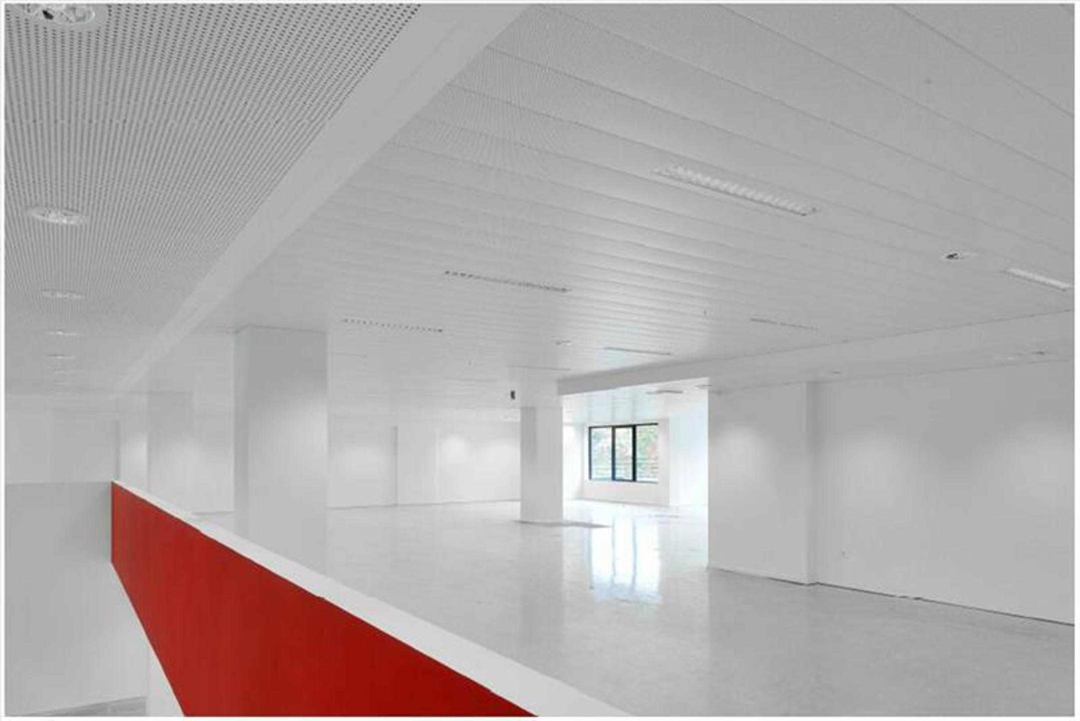 Commercial à louer à Bruxelles - photo 4