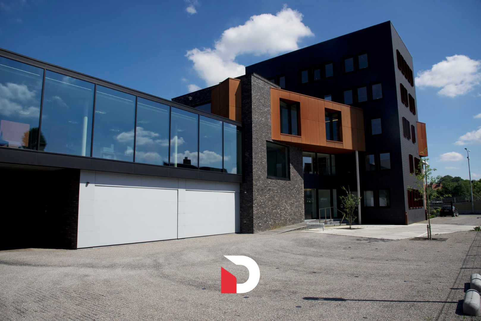 Instapklare (nieuwbouw)kantoorruimte (326m²) op zichtlocatie te Brugge - foto 1