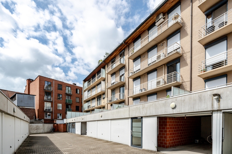 Roeselare-centrum. Ondergrondse garage te koop +/- 16 m². - foto 1