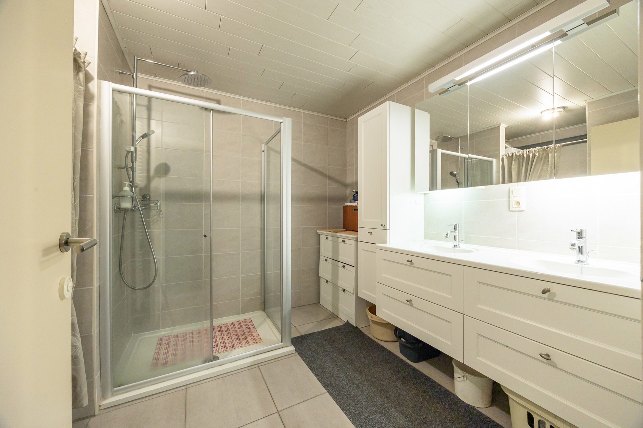 Instapklaar 3 slpk app. met parking nabij centrum Mol - foto 4