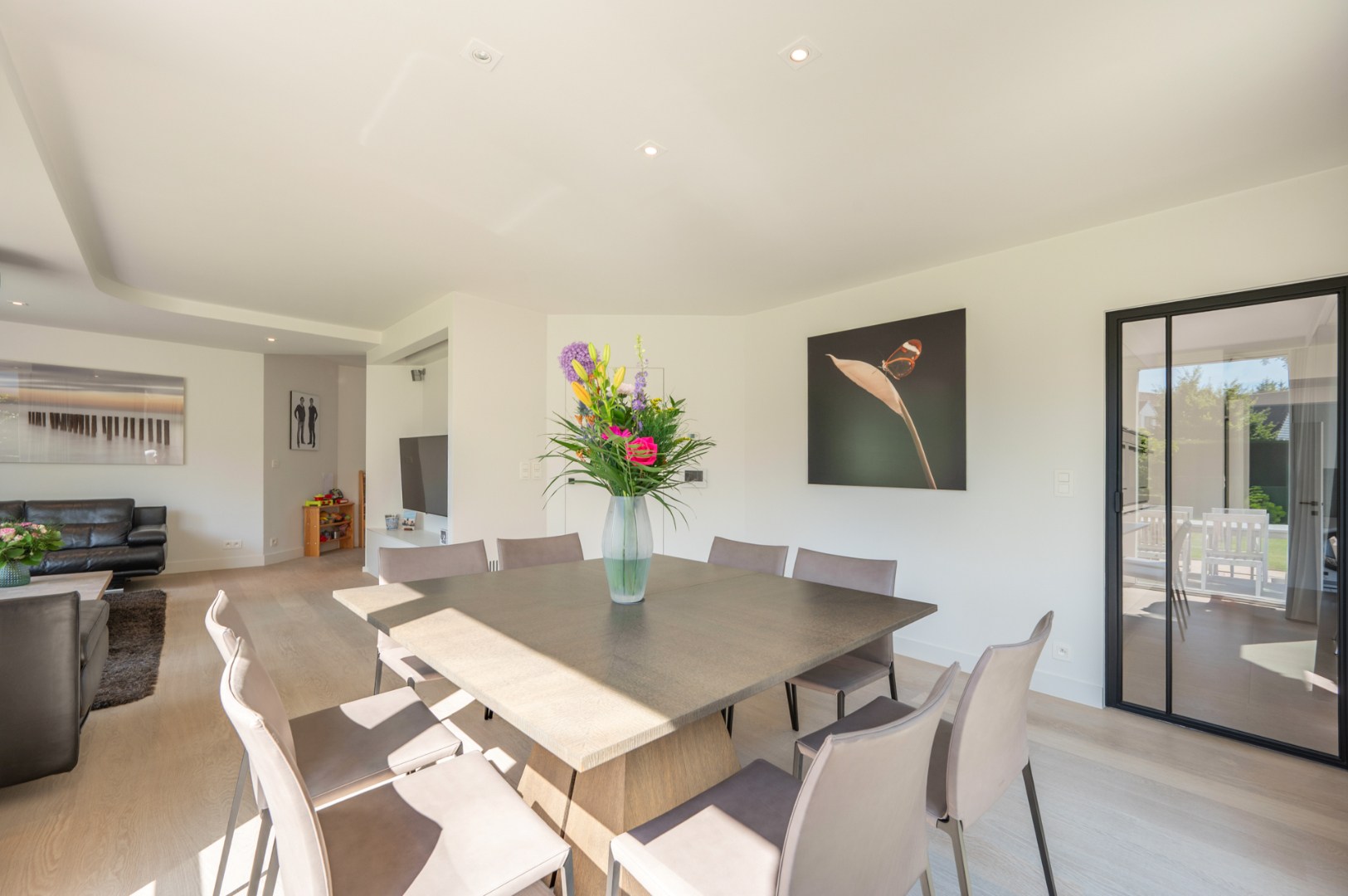 Gerenoveerde villa in residentiële omgeving - foto 4