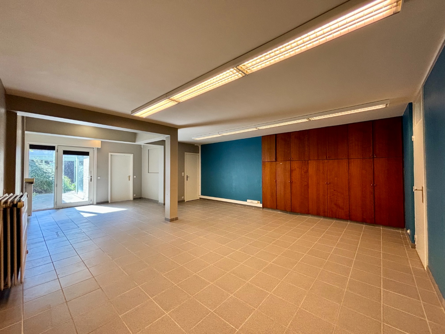 Te huur commercieel gelegen kantoorruimte (300m²) te Oudenaarde - foto 3