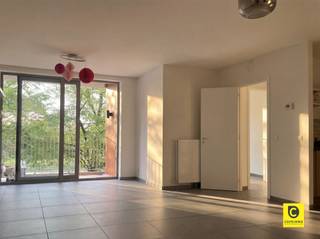 Ruim 2-slaapkamerappartement op toplocatieZit u graag dicht bij de stad en het openbaar vervoer? Neemt u vaak de fiets? Dit appartement is gelegen op...