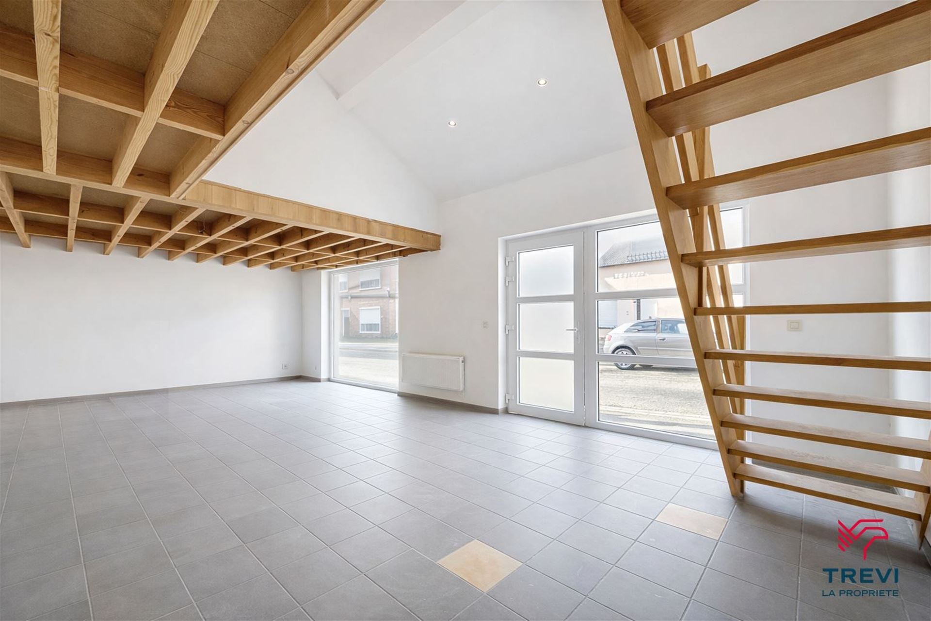 Huis te koop in Lodelinsart met 5 slaapkamers - foto 3