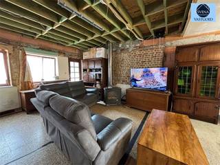 MAISON TRÈS CALME AVEC 3 CHAMBRES À COUCHERMaison située au calme à deux pas du centre de Geraardsbergen avec 3 chambres à coucher.Au rez-de-chaussée...