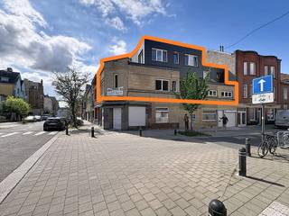 Op een absolute topligging in Gent, op wandelafstand van het station Gent-Sint-Pieters, bevindt zich deze uitzonderlijke en hoogwaardig...