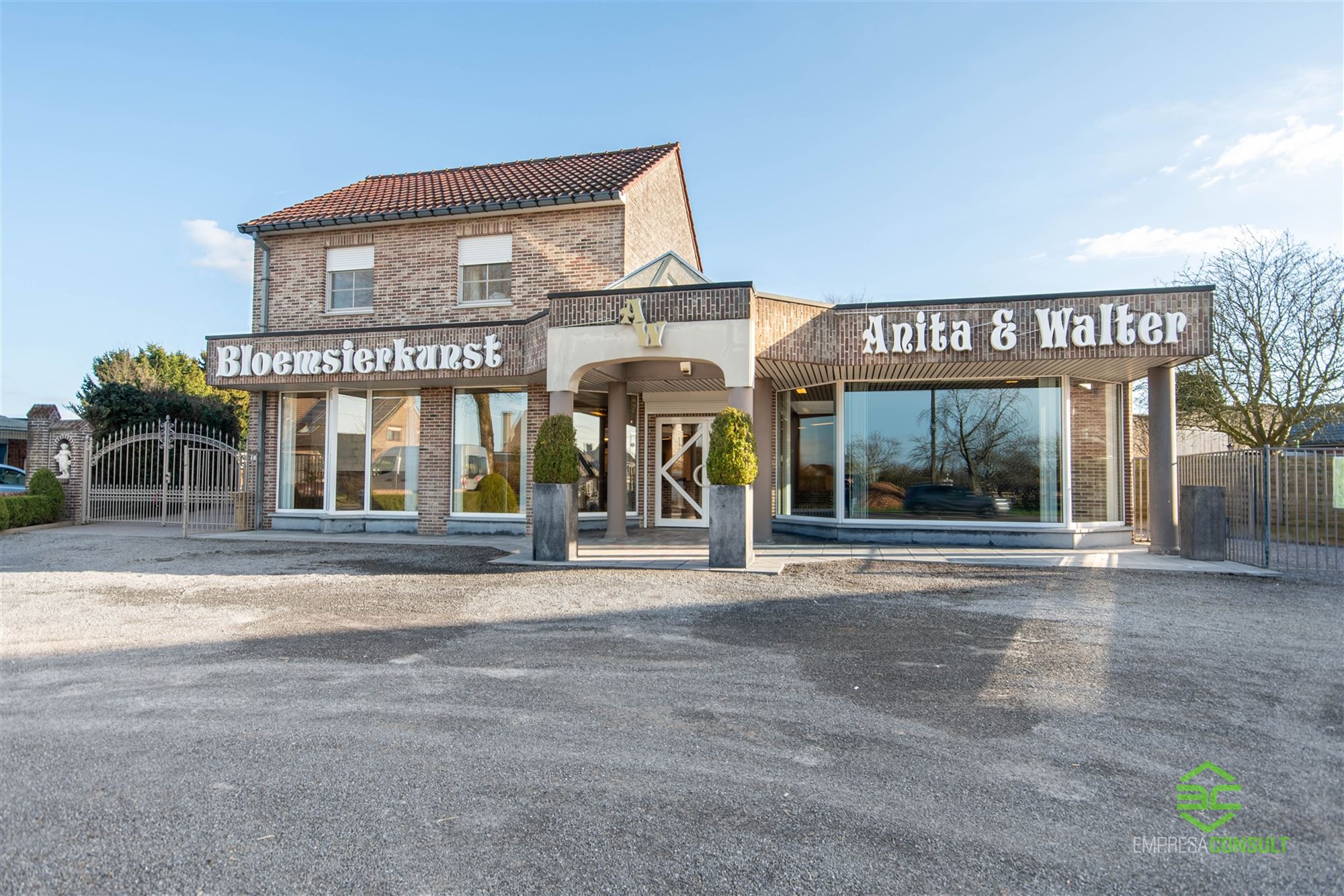 Grote handelsruimte op een strategische topligging! - foto 1