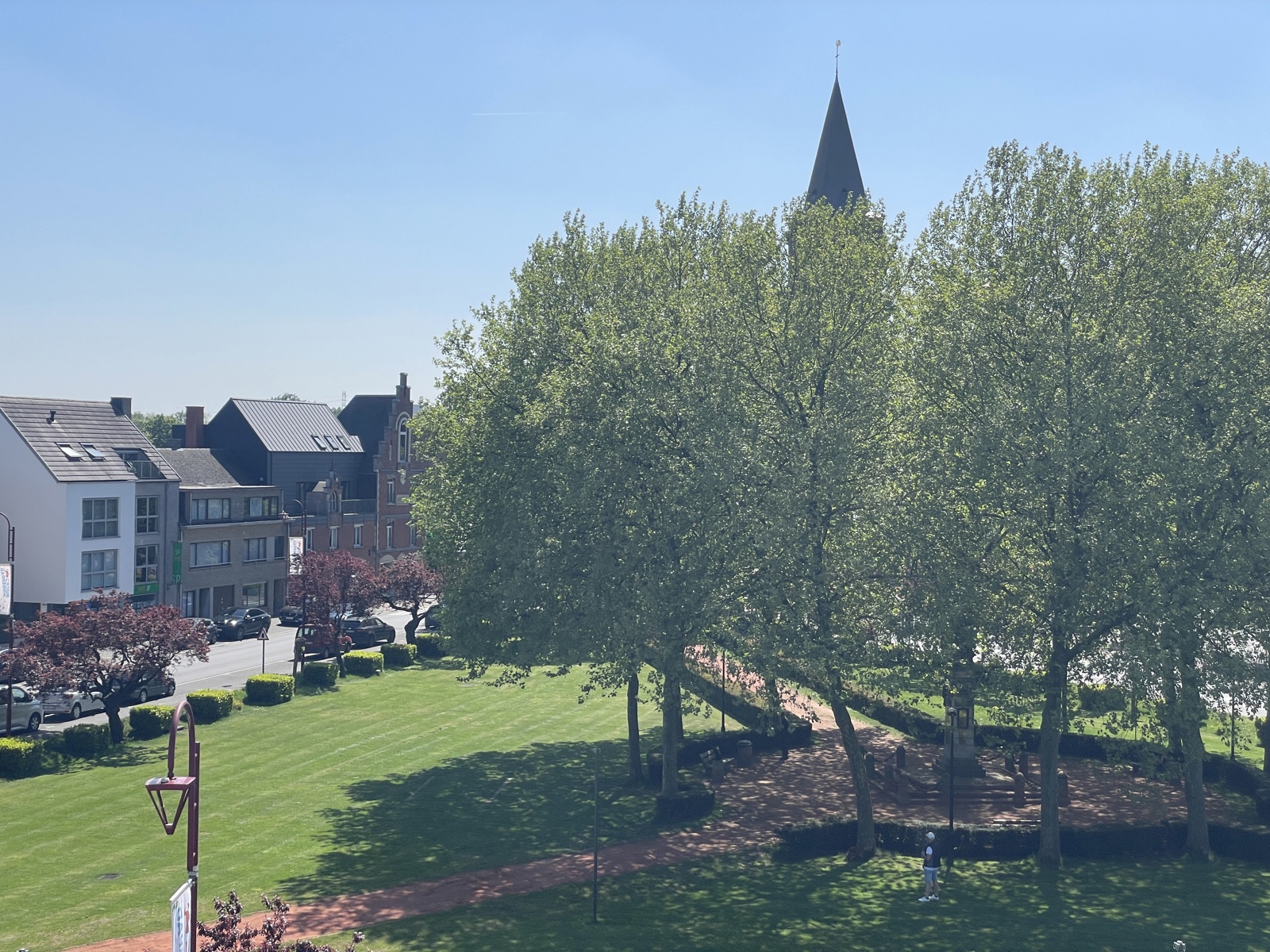 GLV 2 SLK MET TUIN OP HET DORPSPLEIN IN GROBBENDONK - foto 3