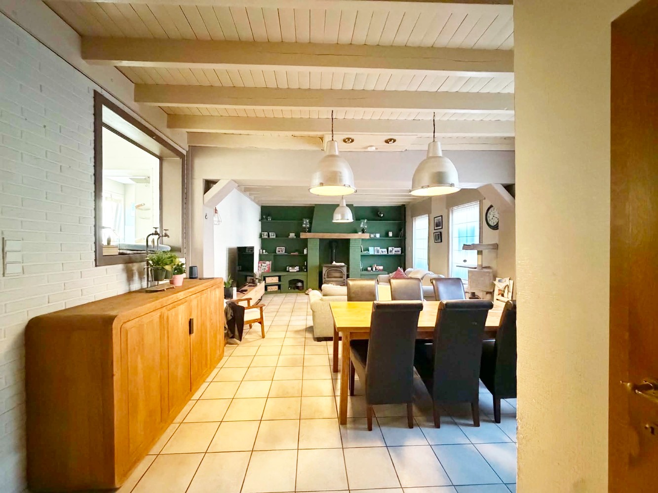 Veelzijdige woning met 3 slaapkamers, ruime bijgebouwen en werkplaats te Okegem - foto 5