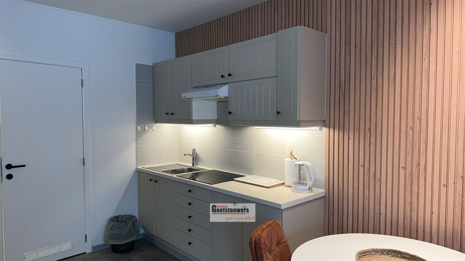 gemeubelde studio op het gelijkvloers - foto 4