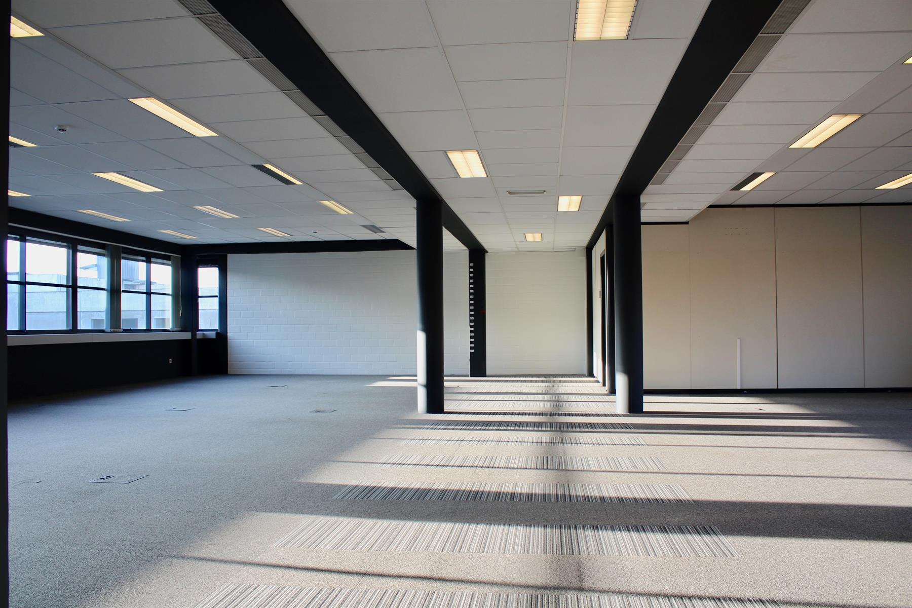 Commercial for rent in Aalst - photo 1
