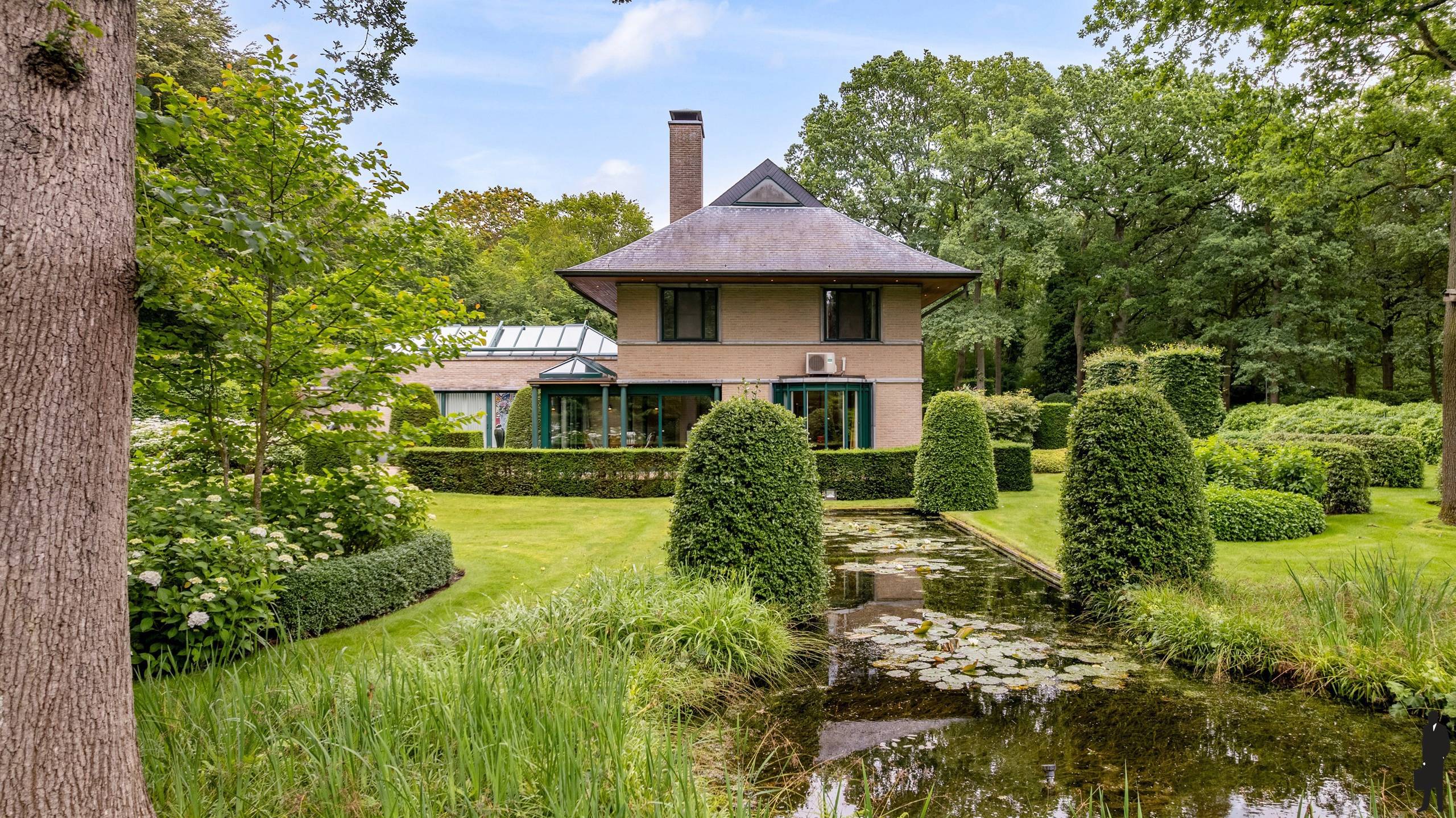 House for sale in Brasschaat with 5 bedrooms - photo 5