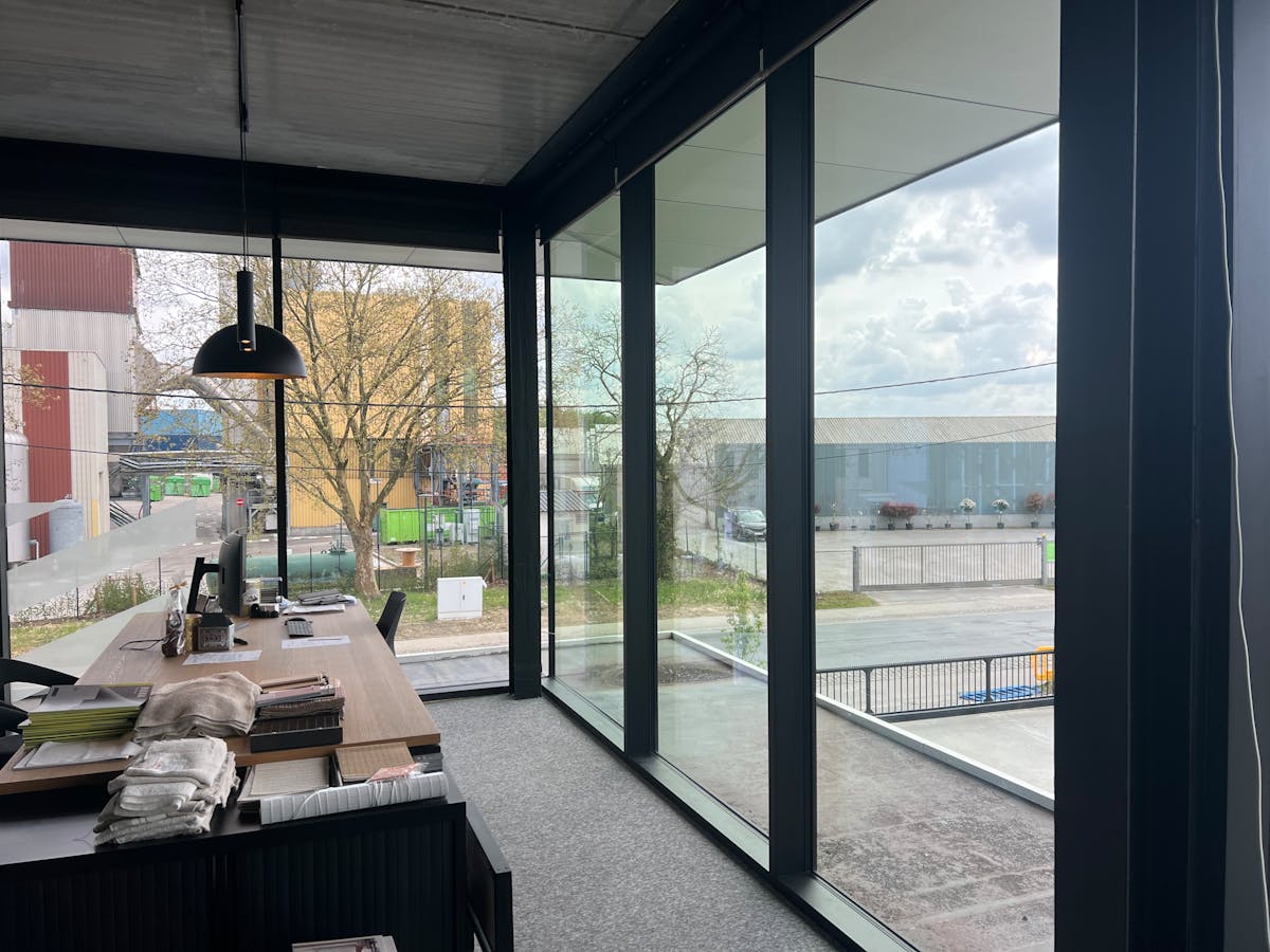 Kantoor van ca. 536 m² nabij de Ring van Roeselare - foto 3