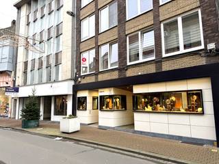 Dit instapklare appartement te huur in hasselt ligt in de levendige Kapelstraat, in het hart van de stad. Dankzij de centrale ligging in...