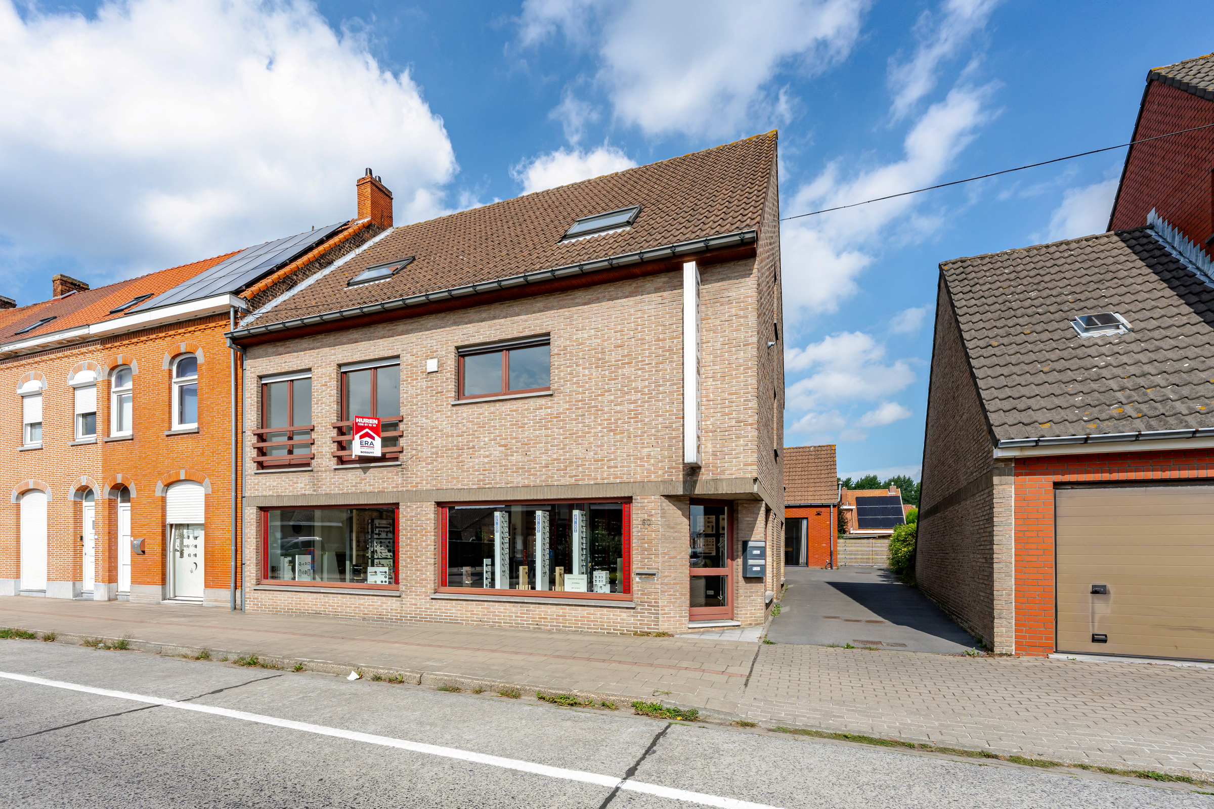 Halfopen handelspand met woonst in Harelbeke - foto 2