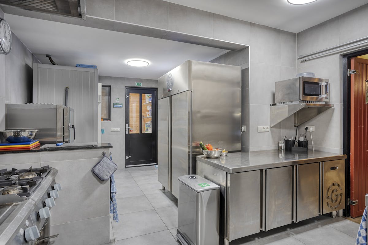 Woning met charmante kroeg en tuinterras te koop! - foto 4