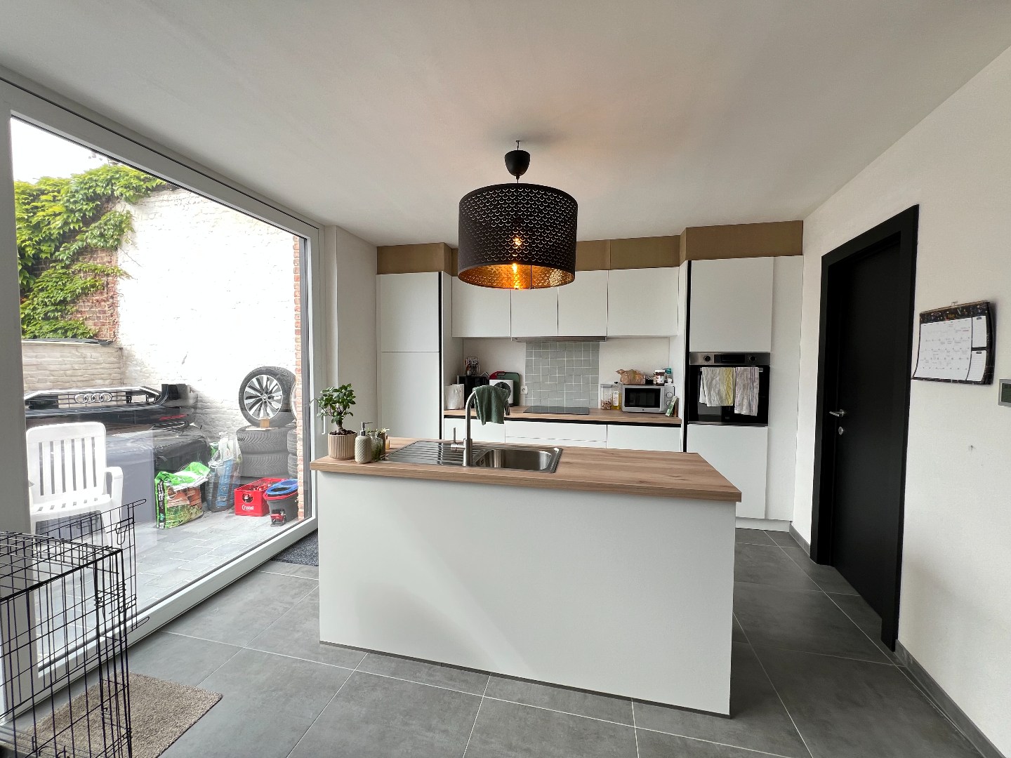 Te huur: Volledig gerenoveerde woning in hartje Vlamertinge - foto 5