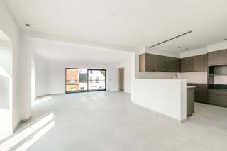 Dit ENERGIEZUINIG appartement (134,80 m²) is gelegen te Egem (Pittem) met name in de Brugsesteenweg 191 bus 1.1 op de EERSTE VERDIEPING. Dit...