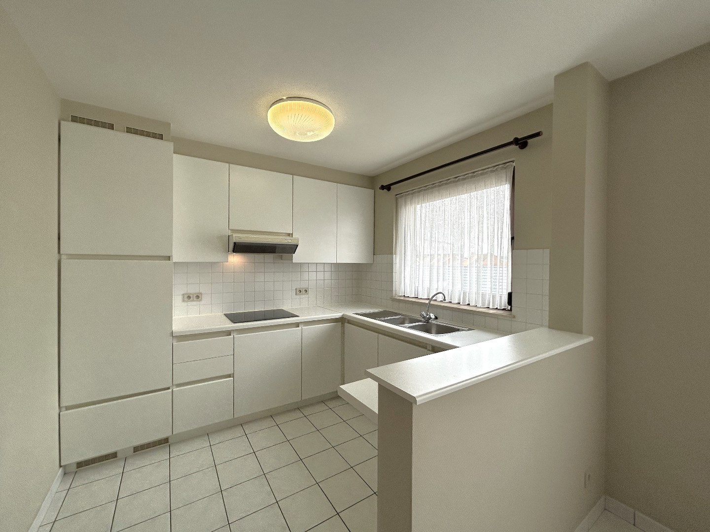 Instapklaar appartement met 2 slpk. in centrum Geel - foto 4