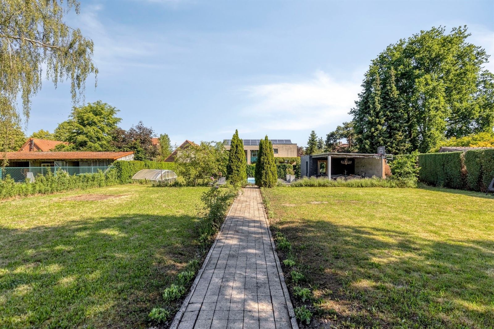 Ruime landelijk gelegen gezinswoning op 3300 m²  - foto 4