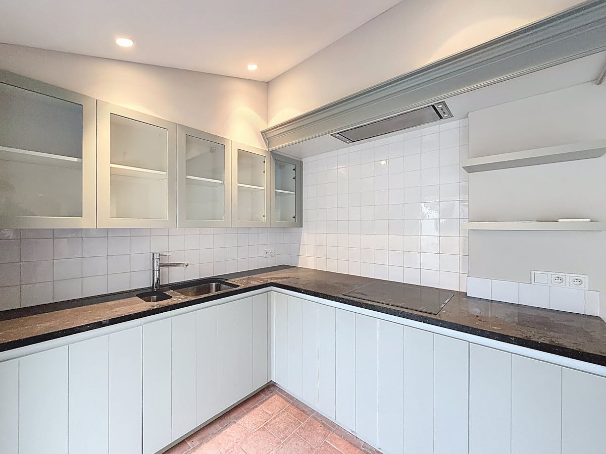 Rijwoning met 2 slaapkamers op pittoreske ligging in Brugge te huur - foto 2