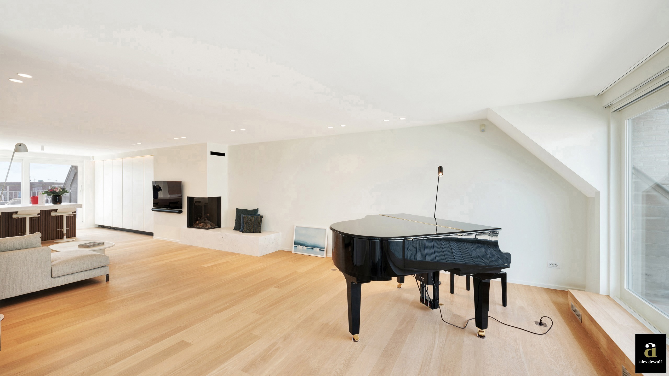 Sublieme zonnige penthouse met ruime terrassen en zijdelings zeezicht - foto 4